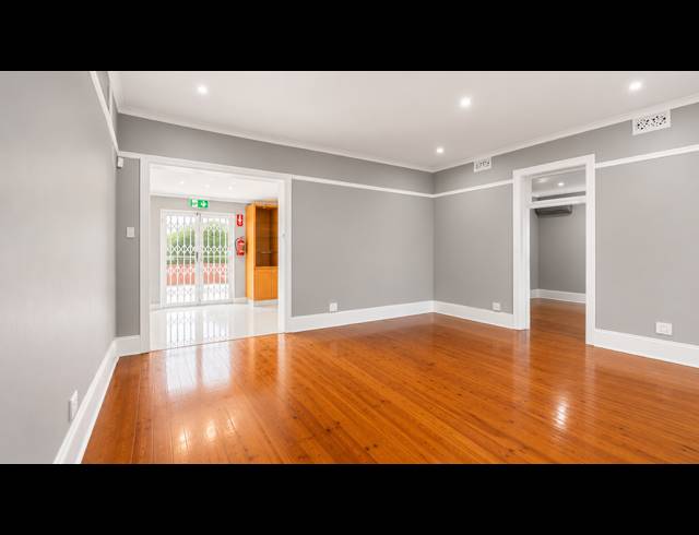 4 BEDROOM FREEHOLD FOR SALE IN WINDERMERE